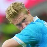Hojlund e De Bruyne: Napoli vince in Champions League.