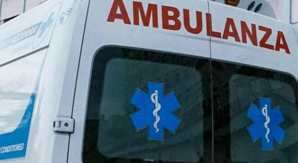 Caccia all'uomo a Milano: donna accoltellata