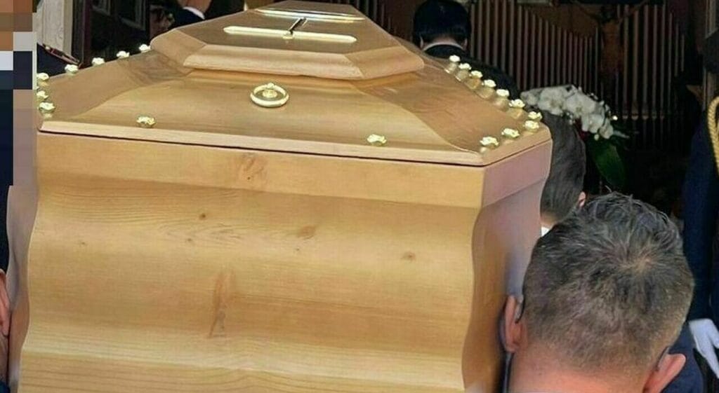Incidente durante un funerale in Salento