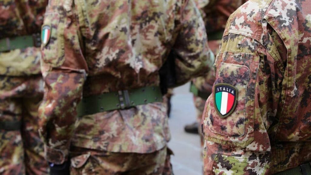 Leva militare: allarme infondato per i giovani