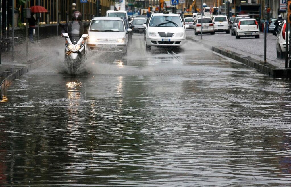 Protezione Civile: allerta meteo in Campania fino a mezzanotte