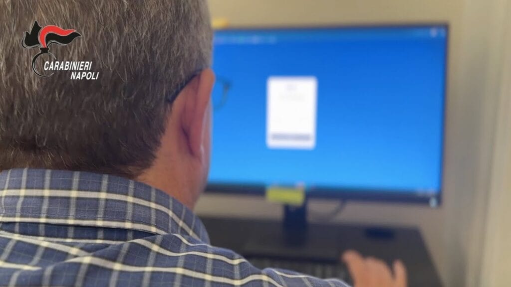 Spoofing: 11 arresti per truffe agli anziani