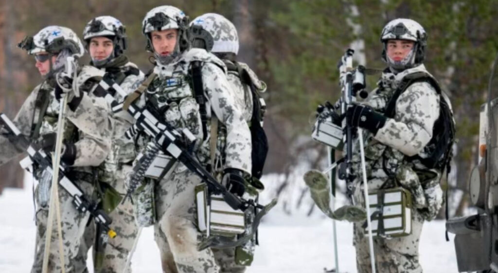 Helsinki lancia un maxi-esercizio militare alla Nato