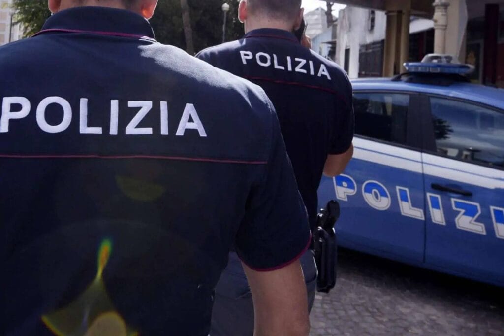 Pusher aggredisce e violenta cliente