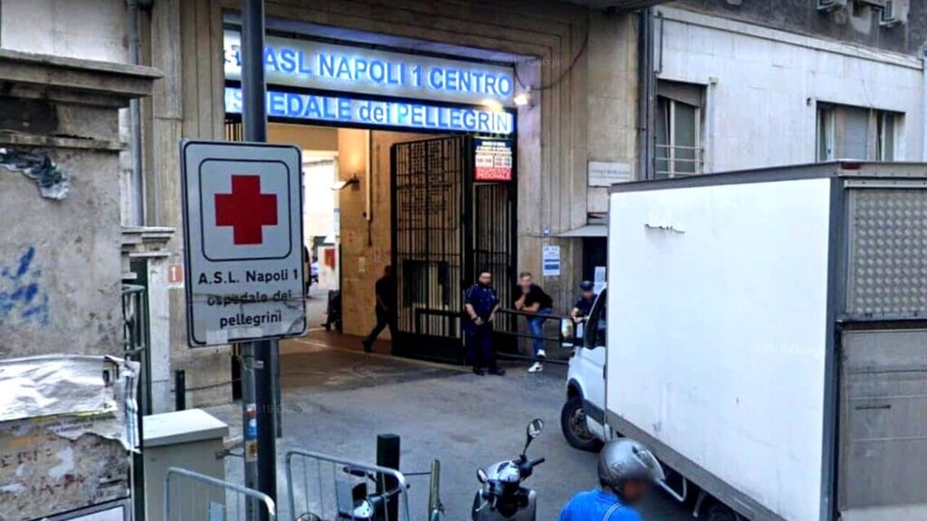 Pestato a sangue con una palma: indaga la polizia