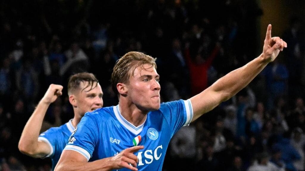 Napoli-Genoa, la sorpresa di Conte: torna il 4-3-3