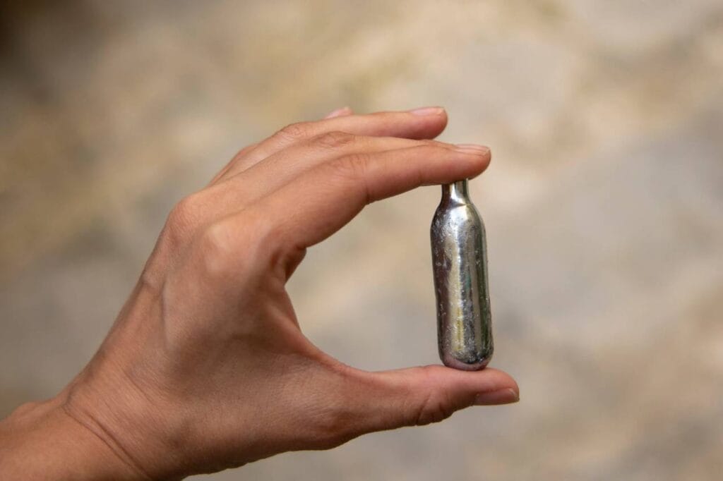Droga della risata: quali sono i rischi reali?