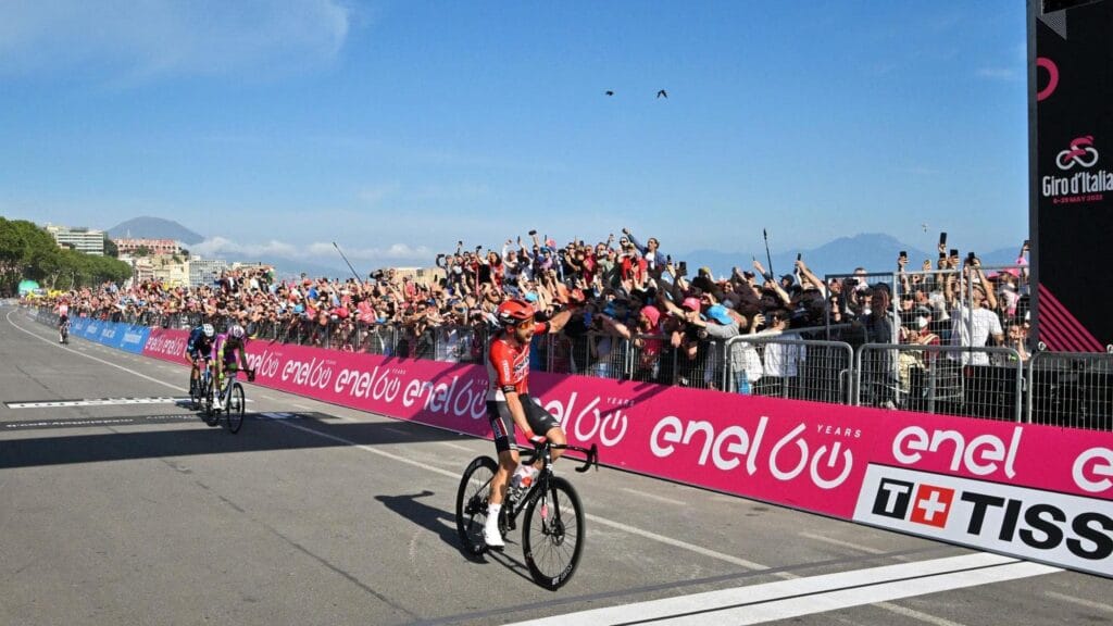 Giro 2026, il percorso della tappa Paestum-Napoli è ufficiale: partenza da Capaccio