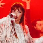 Genova è un vortice: Annalisa si prende la sua città tra lacrime, hit e l’ombra di Fabe